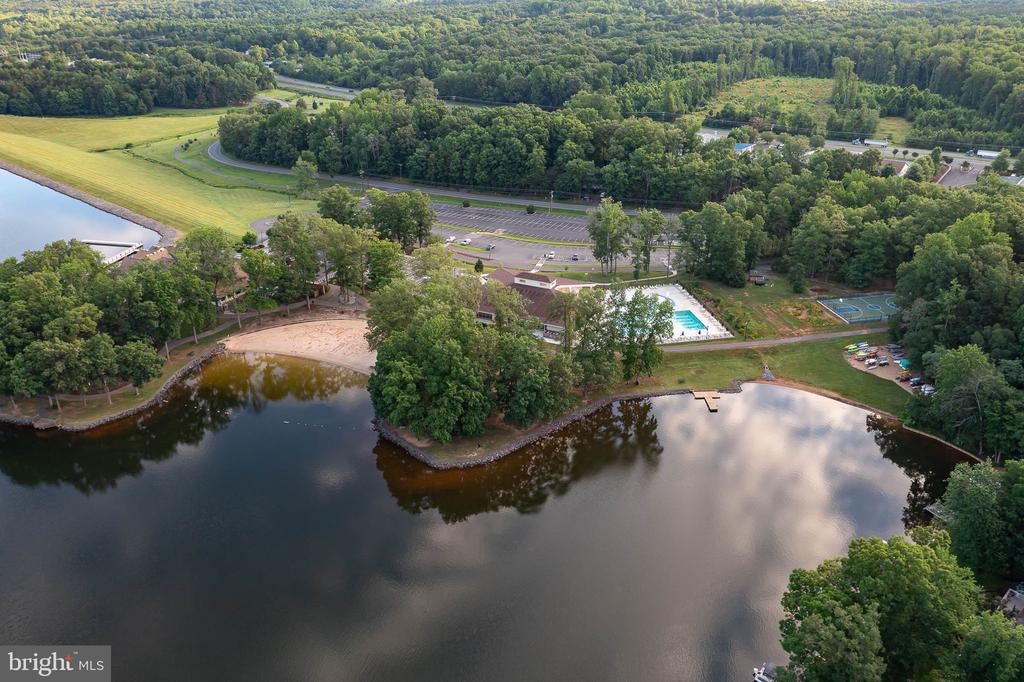 102 FAIRFAX LN, LOCUST GROVE, Virginia 22508, 5 Bedrooms Bedrooms, ,3 BathroomsBathrooms,Residential,LOWA,102 FAIRFAX LN,VAOR2013682 MLS # VAOR2013682