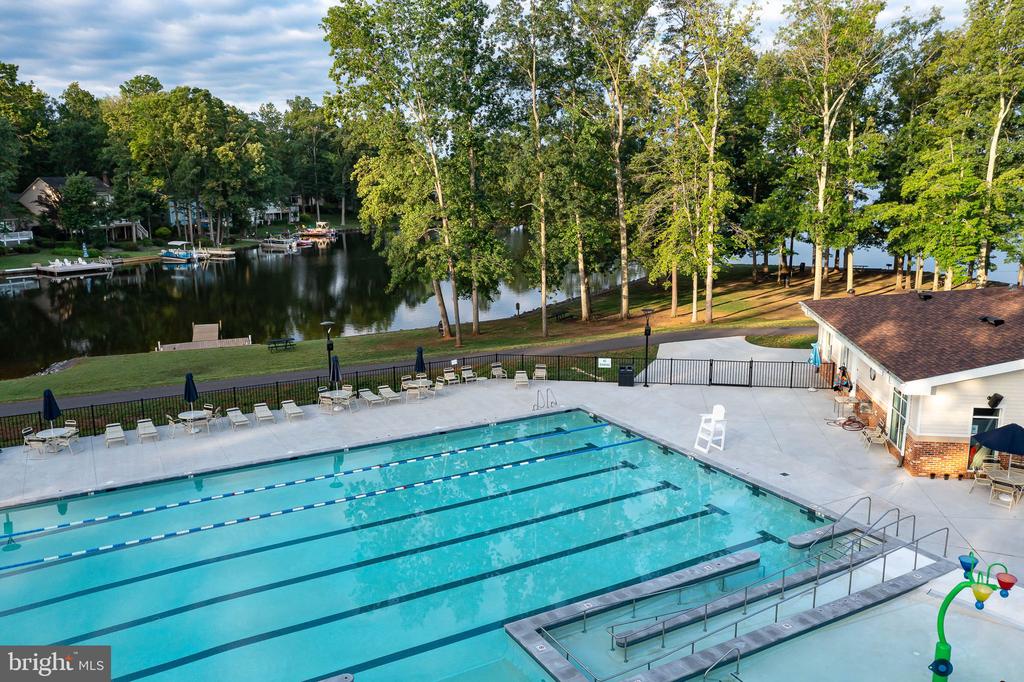 102 FAIRFAX LN, LOCUST GROVE, Virginia 22508, 5 Bedrooms Bedrooms, ,3 BathroomsBathrooms,Residential,LOWA,102 FAIRFAX LN,VAOR2013682 MLS # VAOR2013682