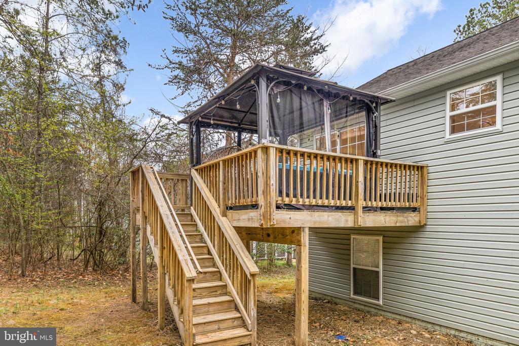 102 FAIRFAX LN, LOCUST GROVE, Virginia 22508, 5 Bedrooms Bedrooms, ,3 BathroomsBathrooms,Residential,LOWA,102 FAIRFAX LN,VAOR2013682 MLS # VAOR2013682