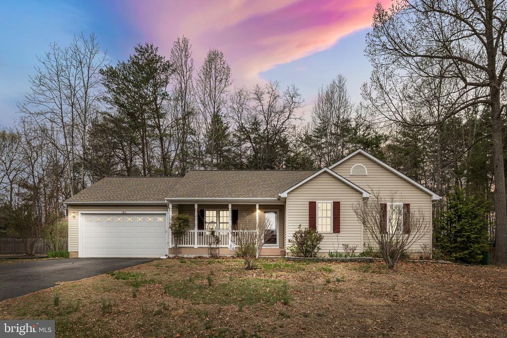 3700 ALBERTA DR, FREDERICKSBURG, Virginia 22408, 3 Bedrooms Bedrooms, ,2 BathroomsBathrooms,Residential,3700 ALBERTA DR,VASP2040230 MLS # VASP2040230