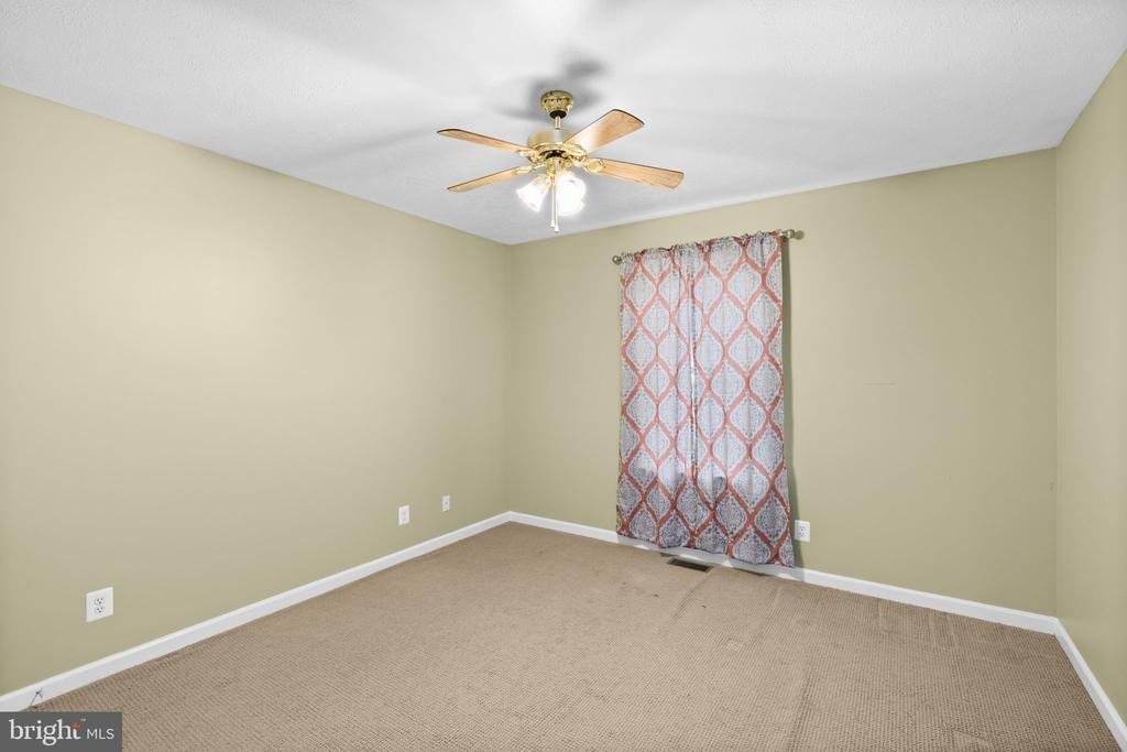 3700 ALBERTA DR, FREDERICKSBURG, Virginia 22408, 3 Bedrooms Bedrooms, ,2 BathroomsBathrooms,Residential,3700 ALBERTA DR,VASP2040230 MLS # VASP2040230