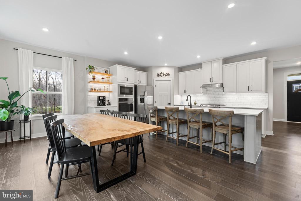 8600 RAWLINGS CT, SPOTSYLVANIA, Virginia 22551, 5 Bedrooms Bedrooms, ,4 BathroomsBathrooms,Residential,8600 RAWLINGS CT,VASP2040336 MLS # VASP2040336