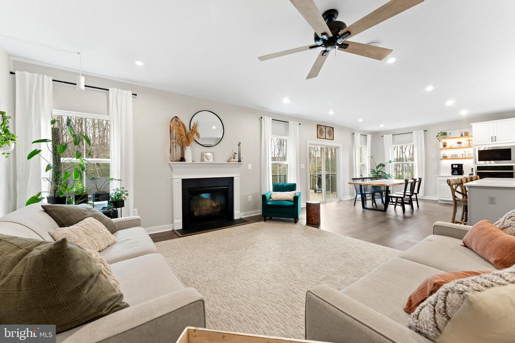 8600 RAWLINGS CT, SPOTSYLVANIA, Virginia 22551, 5 Bedrooms Bedrooms, ,4 BathroomsBathrooms,Residential,8600 RAWLINGS CT,VASP2040336 MLS # VASP2040336