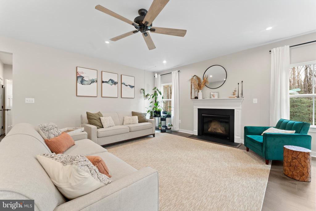 8600 RAWLINGS CT, SPOTSYLVANIA, Virginia 22551, 5 Bedrooms Bedrooms, ,4 BathroomsBathrooms,Residential,8600 RAWLINGS CT,VASP2040336 MLS # VASP2040336