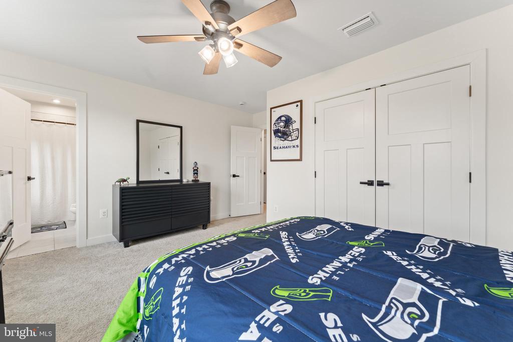 8600 RAWLINGS CT, SPOTSYLVANIA, Virginia 22551, 5 Bedrooms Bedrooms, ,4 BathroomsBathrooms,Residential,8600 RAWLINGS CT,VASP2040336 MLS # VASP2040336