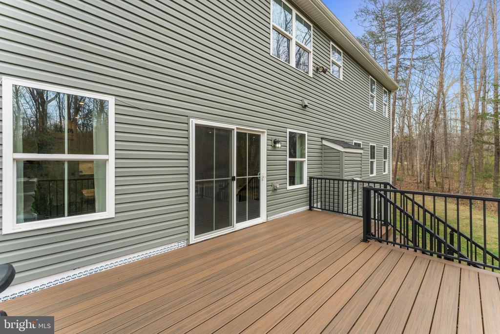 8600 RAWLINGS CT, SPOTSYLVANIA, Virginia 22551, 5 Bedrooms Bedrooms, ,4 BathroomsBathrooms,Residential,8600 RAWLINGS CT,VASP2040336 MLS # VASP2040336