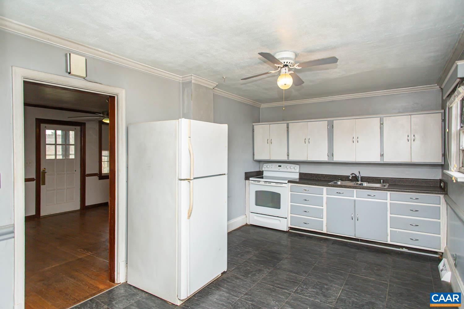 5930 RAILROAD AVE, CROZET, Virginia 22932, 3 Bedrooms Bedrooms, ,1 BathroomBathrooms,Residential,5930 RAILROAD AVE,674966 MLS # 674966 5930 RAILROAD AVE, CROZET, Virginia 22932, 3 Bedrooms Bedrooms, ,1 BathroomBathrooms,Residential,5930 RAILROAD AVE,674966 MLS # 674966