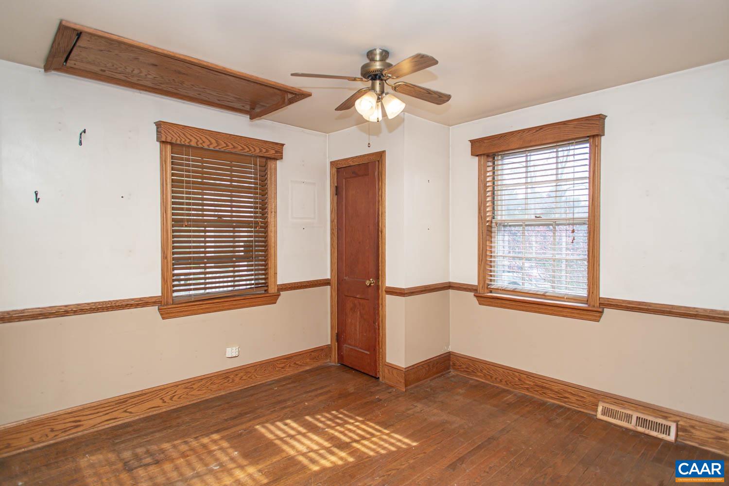 5930 RAILROAD AVE, CROZET, Virginia 22932, 3 Bedrooms Bedrooms, ,1 BathroomBathrooms,Residential,5930 RAILROAD AVE,674966 MLS # 674966 5930 RAILROAD AVE, CROZET, Virginia 22932, 3 Bedrooms Bedrooms, ,1 BathroomBathrooms,Residential,5930 RAILROAD AVE,674966 MLS # 674966