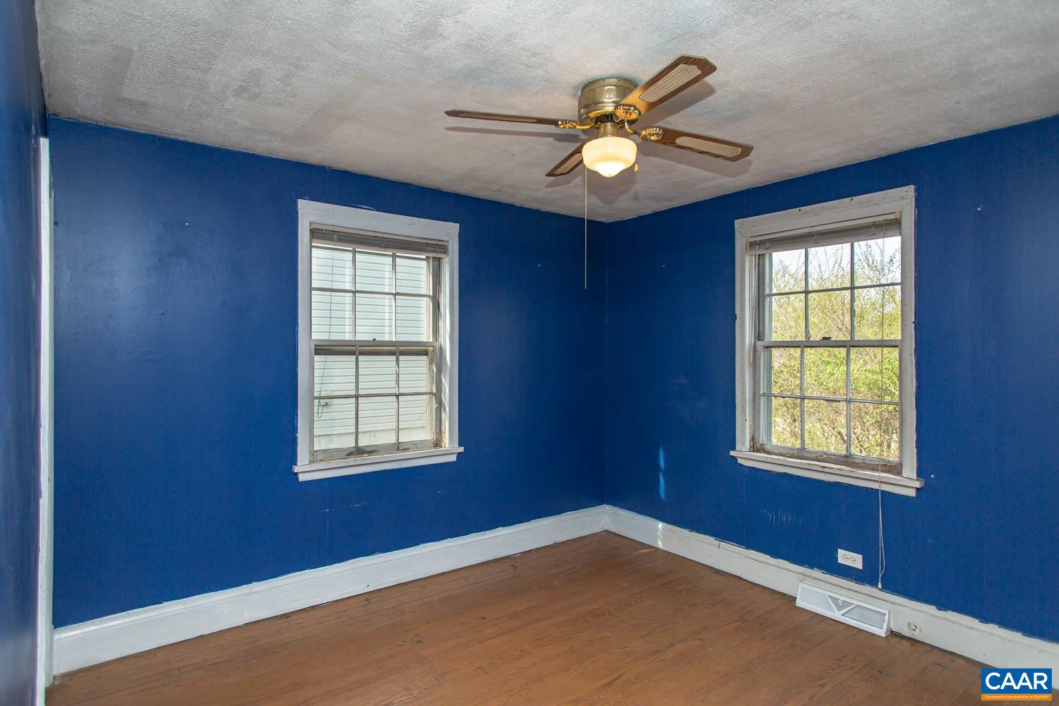 5930 RAILROAD AVE, CROZET, Virginia 22932, 3 Bedrooms Bedrooms, ,1 BathroomBathrooms,Residential,5930 RAILROAD AVE,674966 MLS # 674966 5930 RAILROAD AVE, CROZET, Virginia 22932, 3 Bedrooms Bedrooms, ,1 BathroomBathrooms,Residential,5930 RAILROAD AVE,674966 MLS # 674966