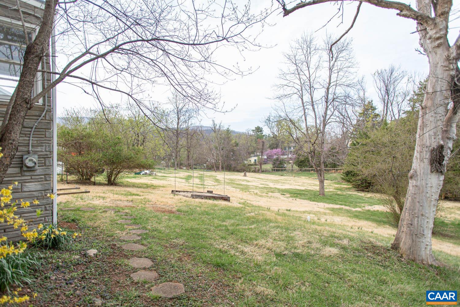 5930 RAILROAD AVE, CROZET, Virginia 22932, 3 Bedrooms Bedrooms, ,1 BathroomBathrooms,Residential,5930 RAILROAD AVE,674966 MLS # 674966 5930 RAILROAD AVE, CROZET, Virginia 22932, 3 Bedrooms Bedrooms, ,1 BathroomBathrooms,Residential,5930 RAILROAD AVE,674966 MLS # 674966