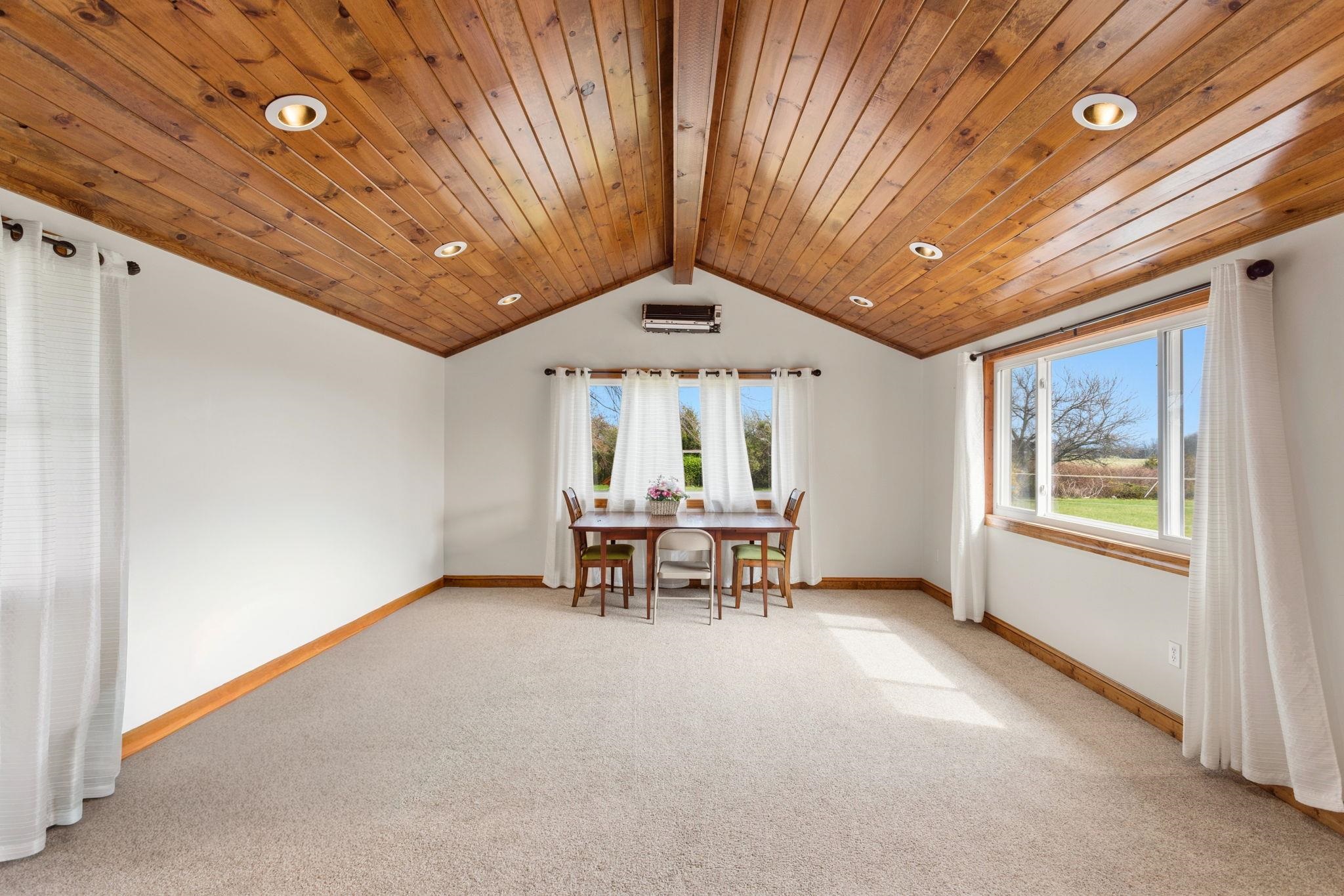 5260 E TIMBER RIDGE RD, MOUNT CRAWFORD, Virginia 22841, 3 Bedrooms Bedrooms, ,2 BathroomsBathrooms,Residential,5260 E TIMBER RIDGE RD,675023 MLS # 675023