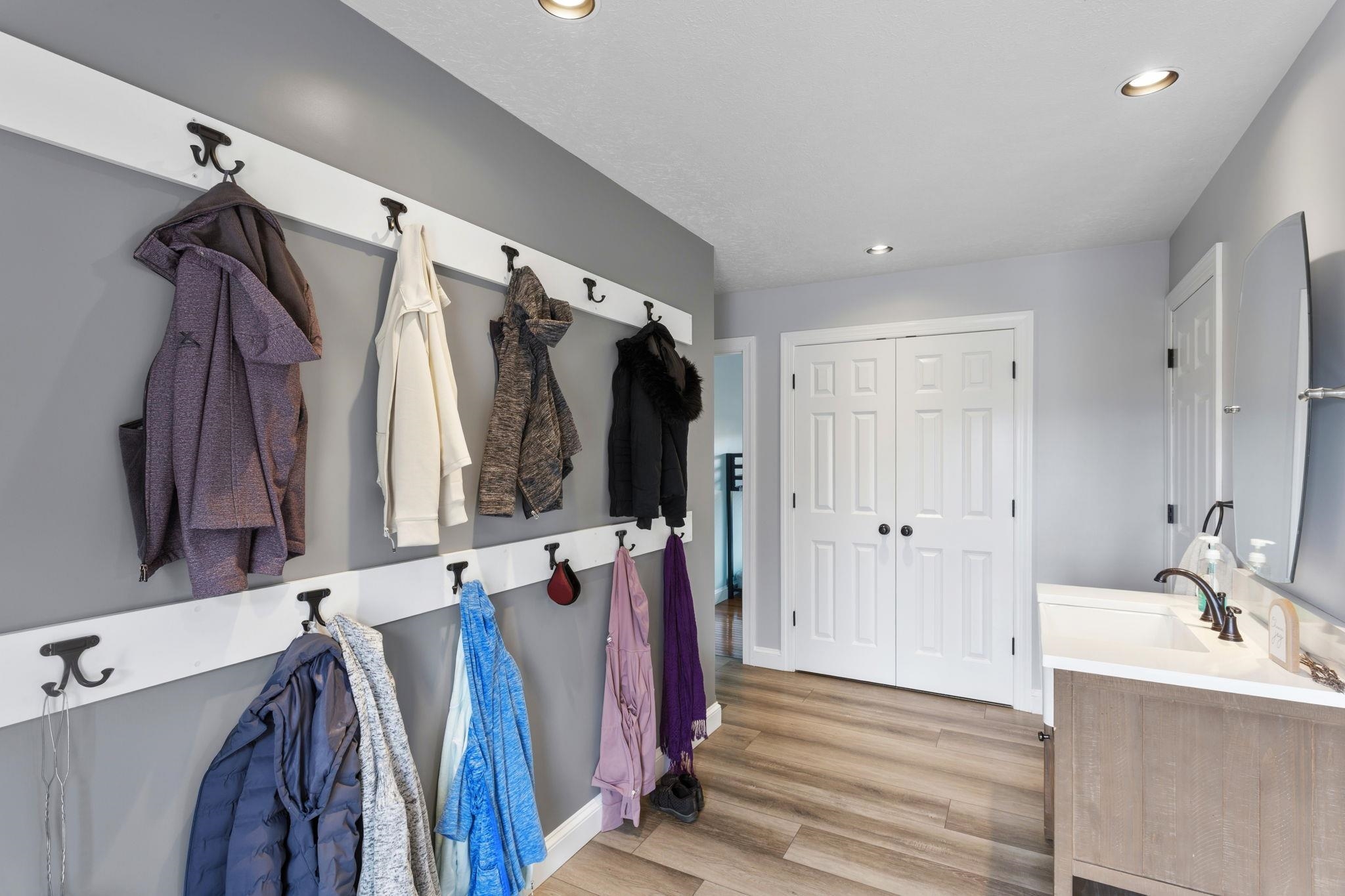 5260 E TIMBER RIDGE RD, MOUNT CRAWFORD, Virginia 22841, 3 Bedrooms Bedrooms, ,2 BathroomsBathrooms,Residential,5260 E TIMBER RIDGE RD,675023 MLS # 675023