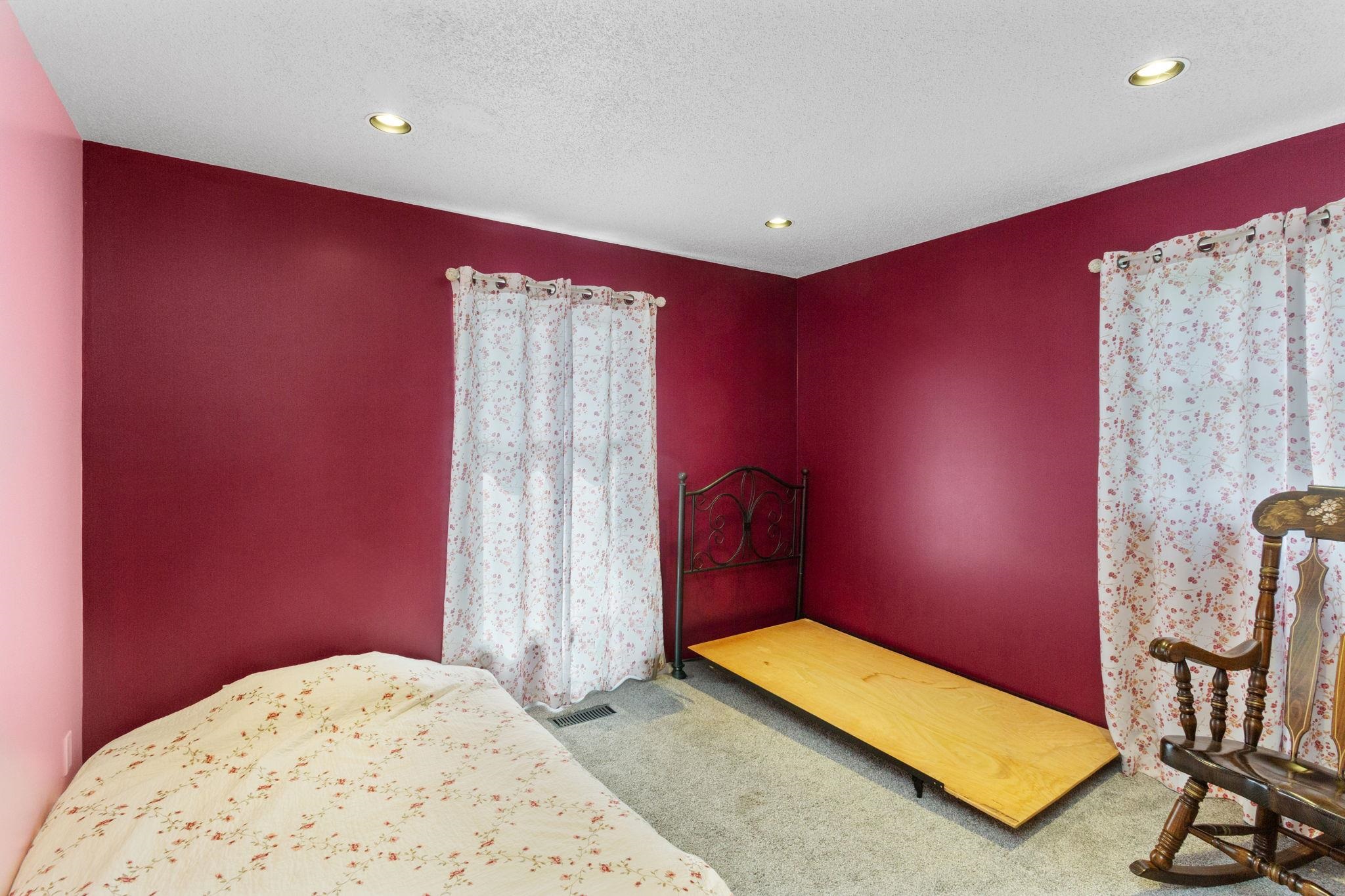 5260 E TIMBER RIDGE RD, MOUNT CRAWFORD, Virginia 22841, 3 Bedrooms Bedrooms, ,2 BathroomsBathrooms,Residential,5260 E TIMBER RIDGE RD,675023 MLS # 675023