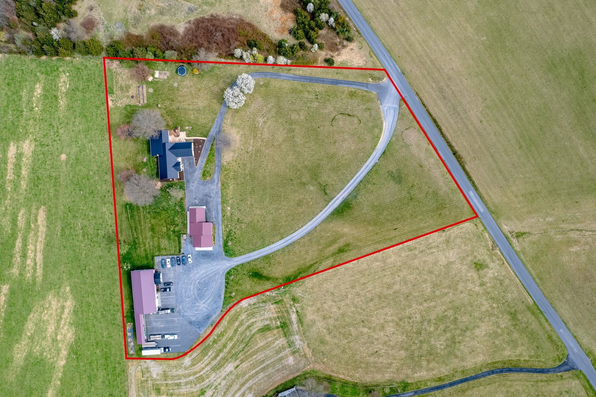 5260 E TIMBER RIDGE RD, MOUNT CRAWFORD, Virginia 22841, 3 Bedrooms Bedrooms, ,2 BathroomsBathrooms,Residential,5260 E TIMBER RIDGE RD,675023 MLS # 675023