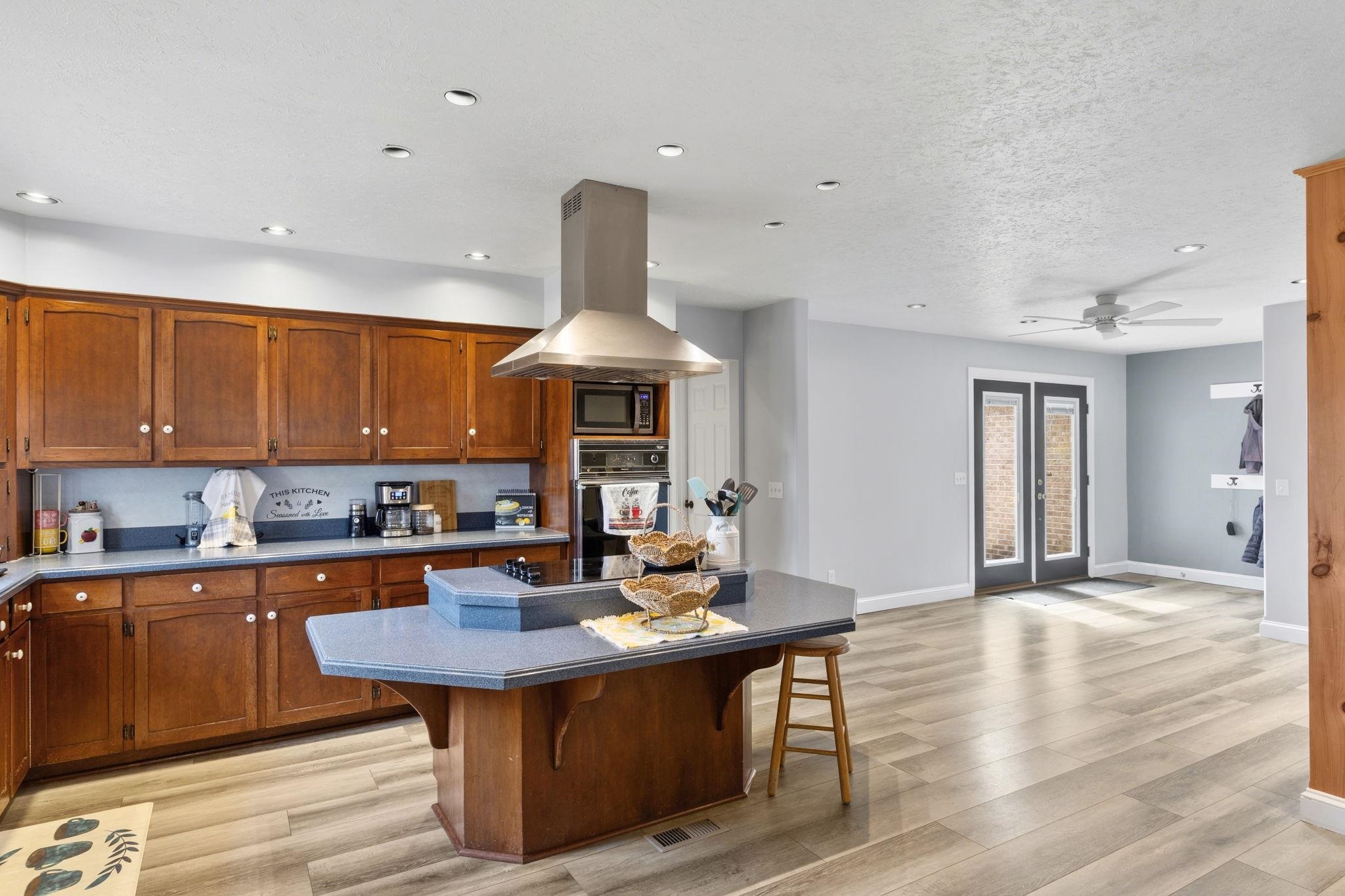 5260 E TIMBER RIDGE RD, MOUNT CRAWFORD, Virginia 22841, 3 Bedrooms Bedrooms, ,2 BathroomsBathrooms,Residential,5260 E TIMBER RIDGE RD,675023 MLS # 675023