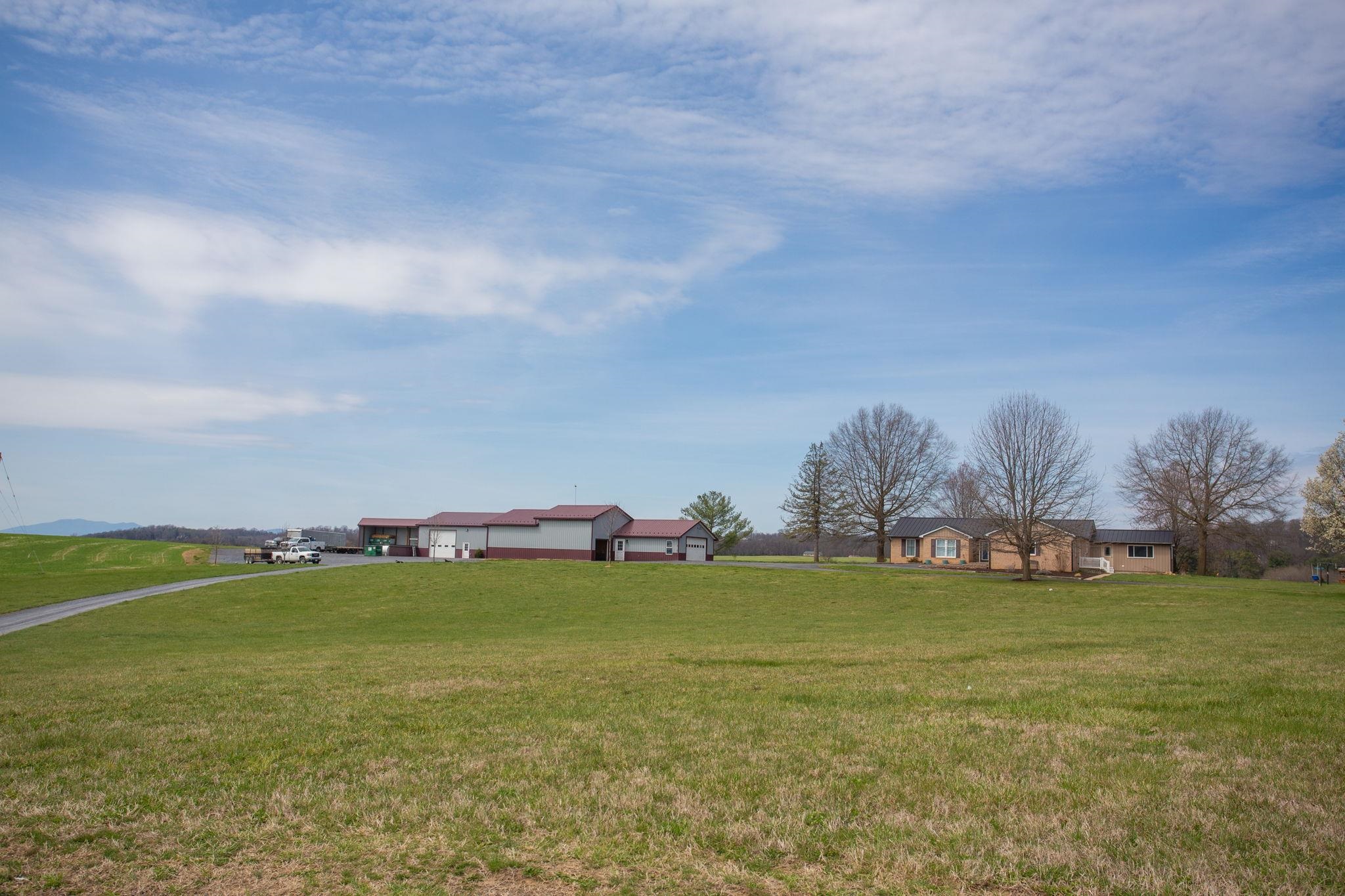 5260 E TIMBER RIDGE RD, MOUNT CRAWFORD, Virginia 22841, 3 Bedrooms Bedrooms, ,2 BathroomsBathrooms,Residential,5260 E TIMBER RIDGE RD,675023 MLS # 675023