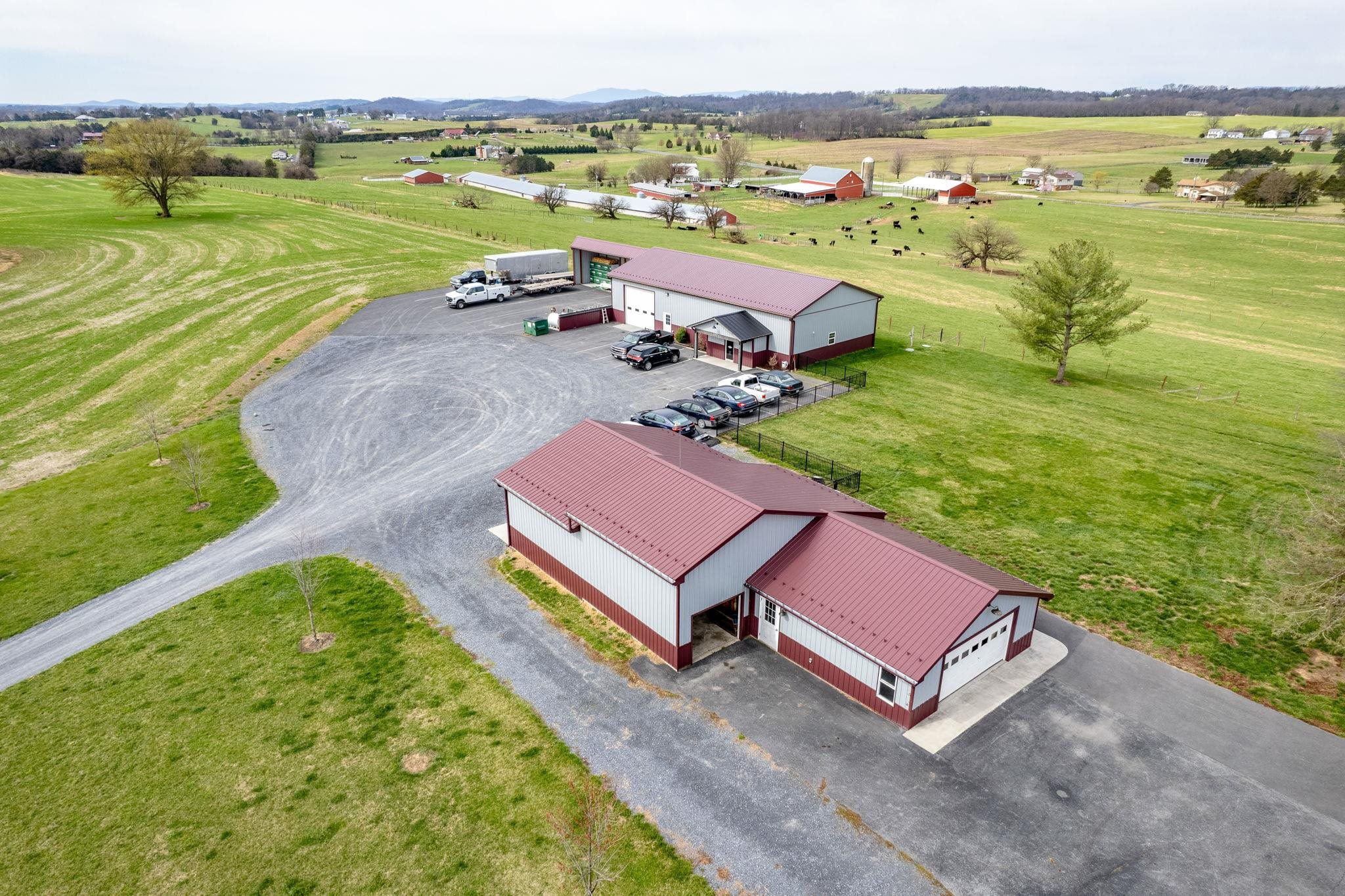 5260 E TIMBER RIDGE RD, MOUNT CRAWFORD, Virginia 22841, 3 Bedrooms Bedrooms, ,2 BathroomsBathrooms,Residential,5260 E TIMBER RIDGE RD,675023 MLS # 675023