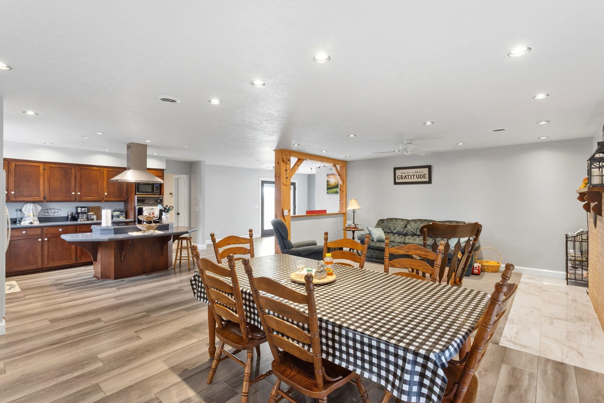 5260 E TIMBER RIDGE RD, MOUNT CRAWFORD, Virginia 22841, 3 Bedrooms Bedrooms, ,2 BathroomsBathrooms,Residential,5260 E TIMBER RIDGE RD,675023 MLS # 675023