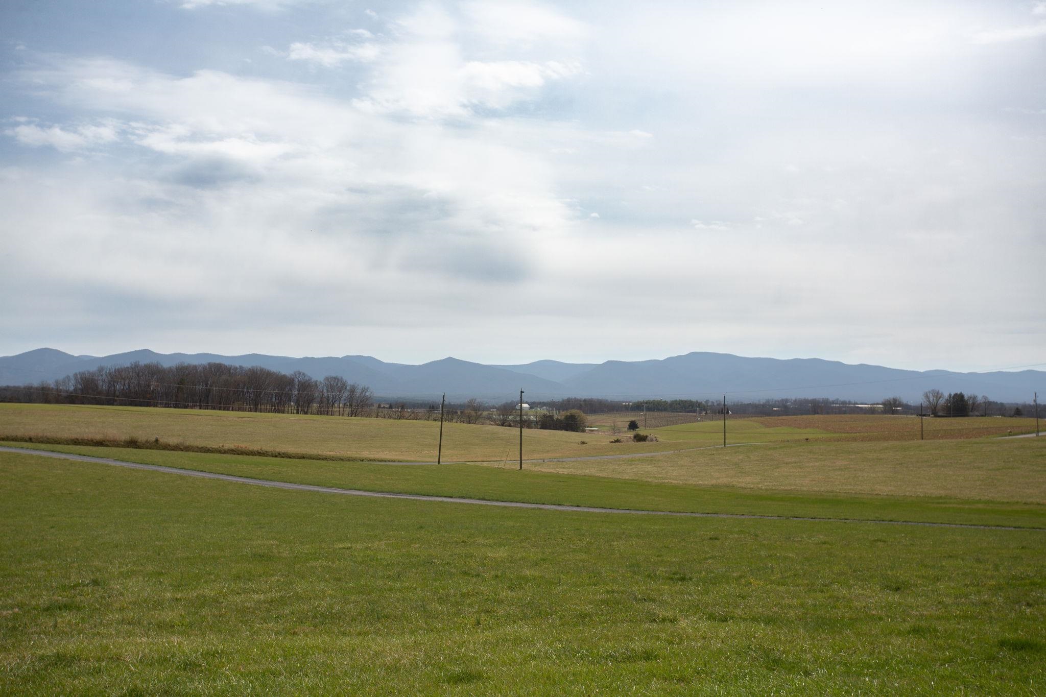 5260 E TIMBER RIDGE RD, MOUNT CRAWFORD, Virginia 22841, 3 Bedrooms Bedrooms, ,2 BathroomsBathrooms,Residential,5260 E TIMBER RIDGE RD,675023 MLS # 675023