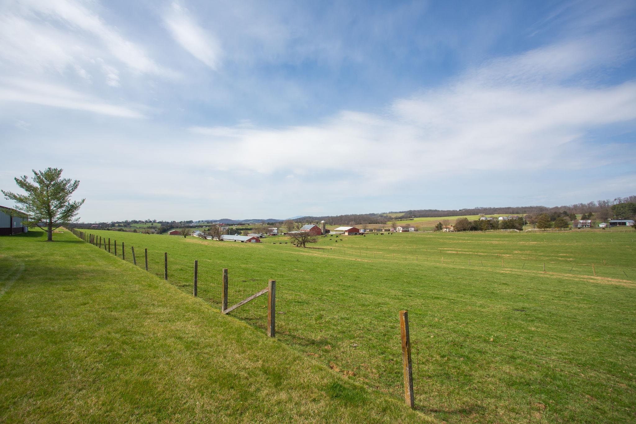 5260 E TIMBER RIDGE RD, MOUNT CRAWFORD, Virginia 22841, 3 Bedrooms Bedrooms, ,2 BathroomsBathrooms,Residential,5260 E TIMBER RIDGE RD,675023 MLS # 675023