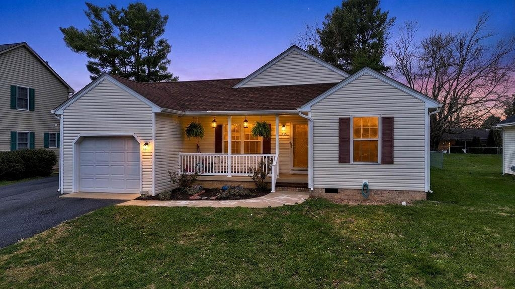 213 ADVENTURE TRL, WAYNESBORO, Virginia 22980, 3 Bedrooms Bedrooms, ,2 BathroomsBathrooms,Residential,213 ADVENTURE TRL,675026 MLS # 675026