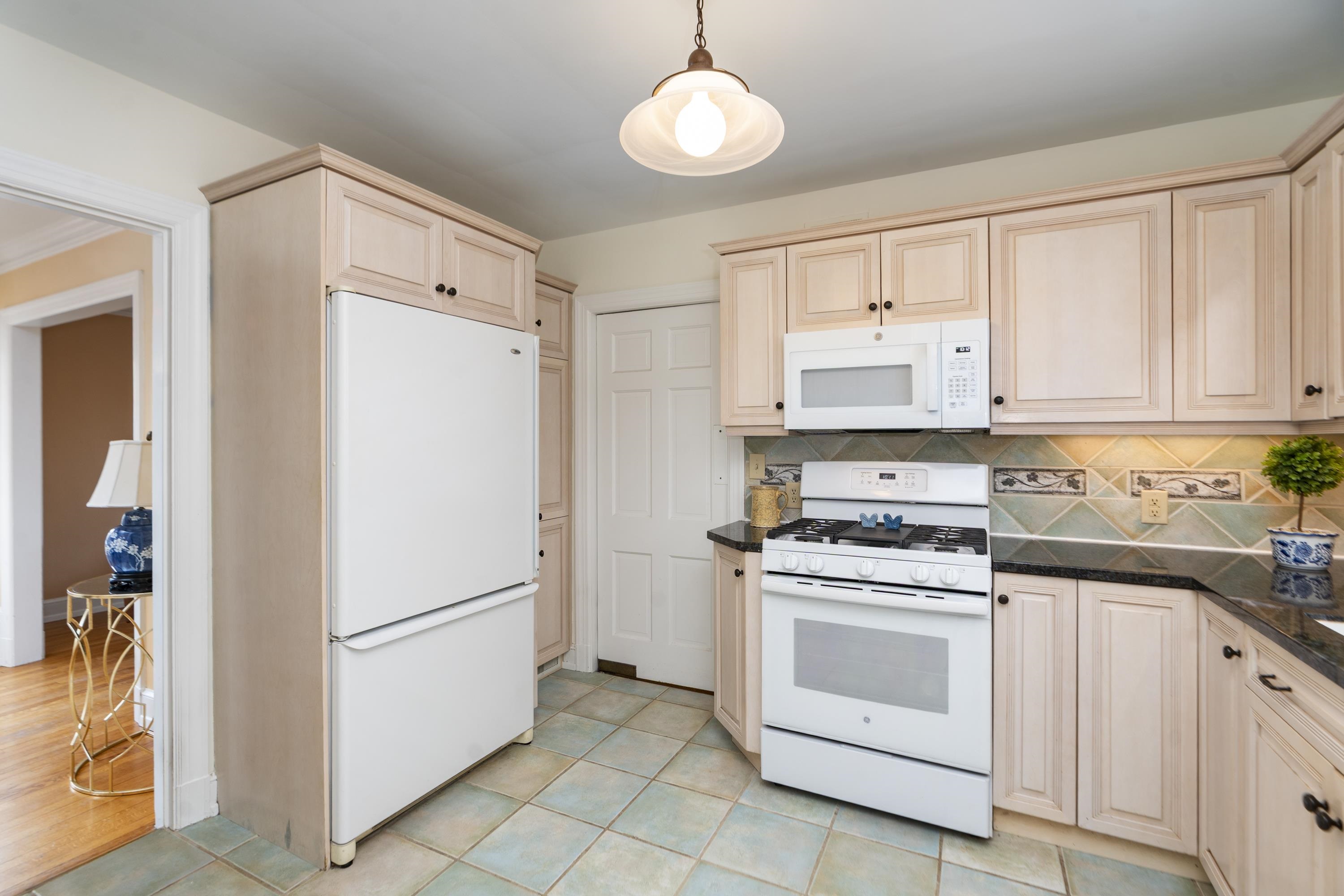 1000 SELMA BLVD, STAUNTON, Virginia 24401, 3 Bedrooms Bedrooms, ,1 BathroomBathrooms,Residential,1000 SELMA BLVD,675027 MLS # 675027 1000 SELMA BLVD, STAUNTON, Virginia 24401, 3 Bedrooms Bedrooms, ,1 BathroomBathrooms,Residential,1000 SELMA BLVD,675027 MLS # 675027