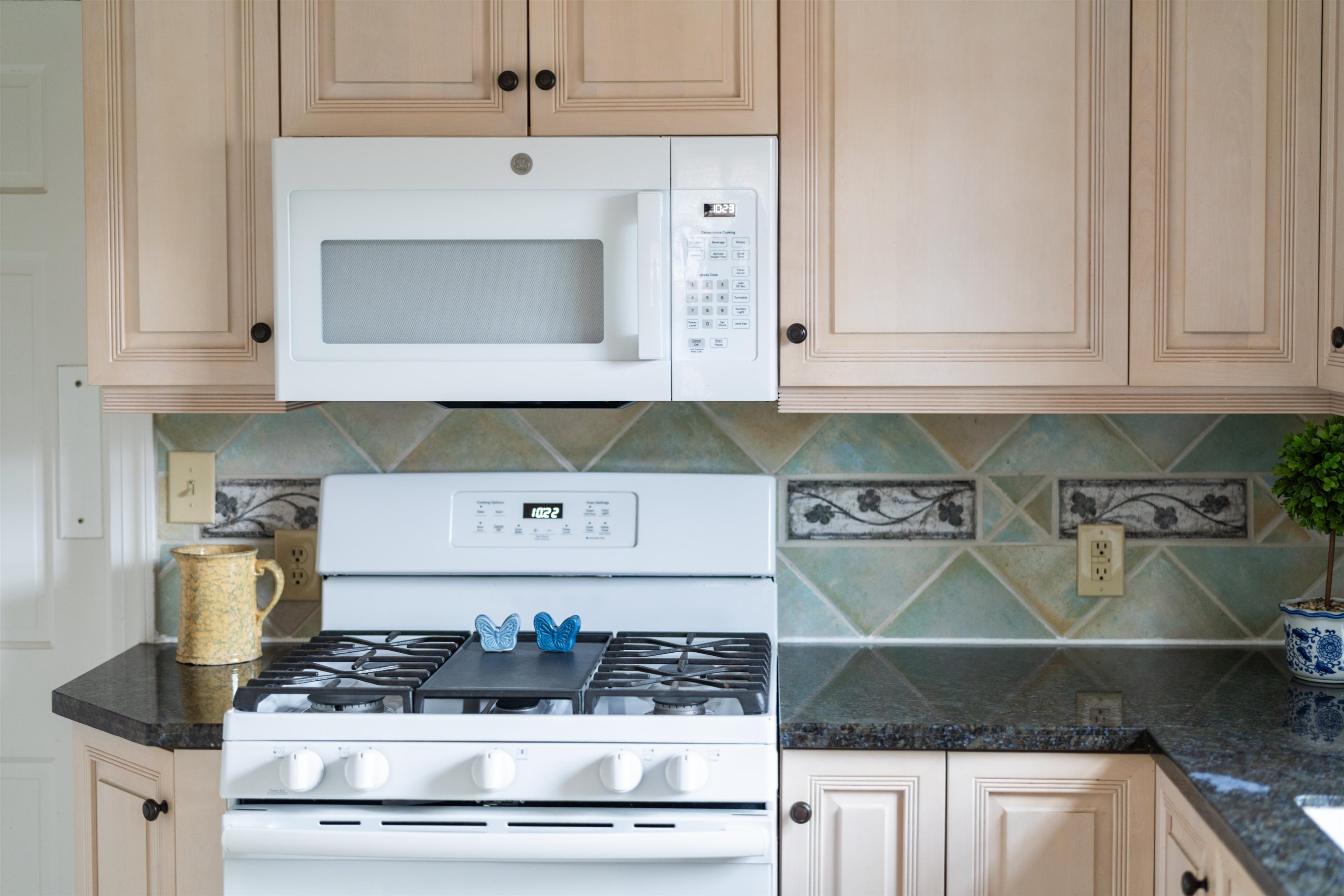 1000 SELMA BLVD, STAUNTON, Virginia 24401, 3 Bedrooms Bedrooms, ,1 BathroomBathrooms,Residential,1000 SELMA BLVD,675027 MLS # 675027 1000 SELMA BLVD, STAUNTON, Virginia 24401, 3 Bedrooms Bedrooms, ,1 BathroomBathrooms,Residential,1000 SELMA BLVD,675027 MLS # 675027