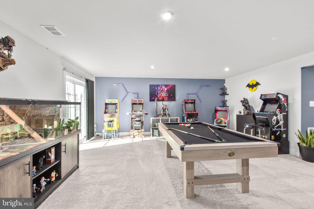 12301 FAWN LAKE PKWY, SPOTSYLVANIA, Virginia 22551, 5 Bedrooms Bedrooms, ,4 BathroomsBathrooms,Residential,12301 FAWN LAKE PKWY,VASP2037598 MLS # VASP2037598