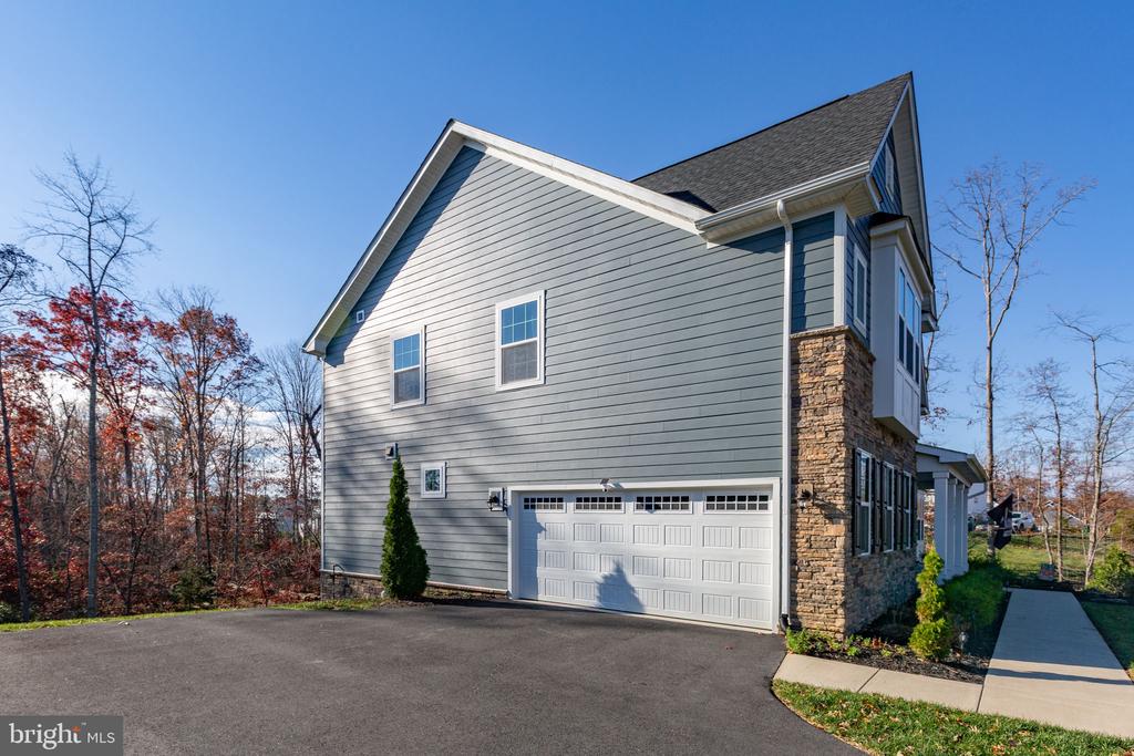 12301 FAWN LAKE PKWY, SPOTSYLVANIA, Virginia 22551, 5 Bedrooms Bedrooms, ,4 BathroomsBathrooms,Residential,12301 FAWN LAKE PKWY,VASP2037598 MLS # VASP2037598