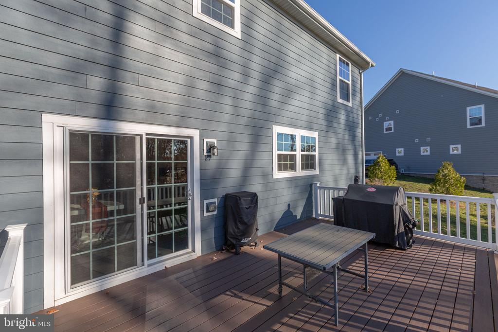 12301 FAWN LAKE PKWY, SPOTSYLVANIA, Virginia 22551, 5 Bedrooms Bedrooms, ,4 BathroomsBathrooms,Residential,12301 FAWN LAKE PKWY,VASP2037598 MLS # VASP2037598