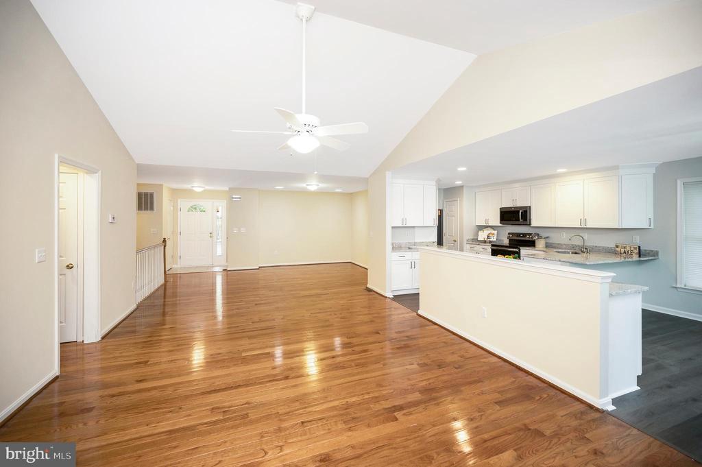 1115 EASTOVER PKWY, LOCUST GROVE, Virginia 22508, 4 Bedrooms Bedrooms, ,3 BathroomsBathrooms,Residential,1115 EASTOVER PKWY,VAOR2013534 MLS # VAOR2013534