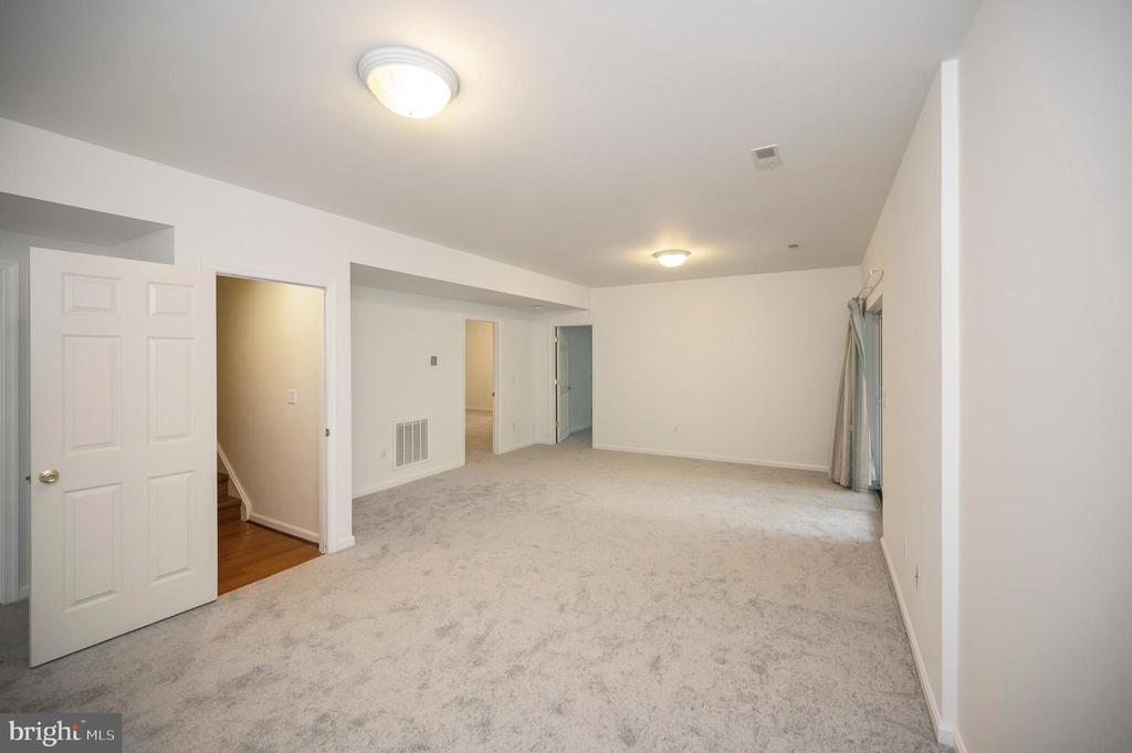 1115 EASTOVER PKWY, LOCUST GROVE, Virginia 22508, 4 Bedrooms Bedrooms, ,3 BathroomsBathrooms,Residential,1115 EASTOVER PKWY,VAOR2013534 MLS # VAOR2013534