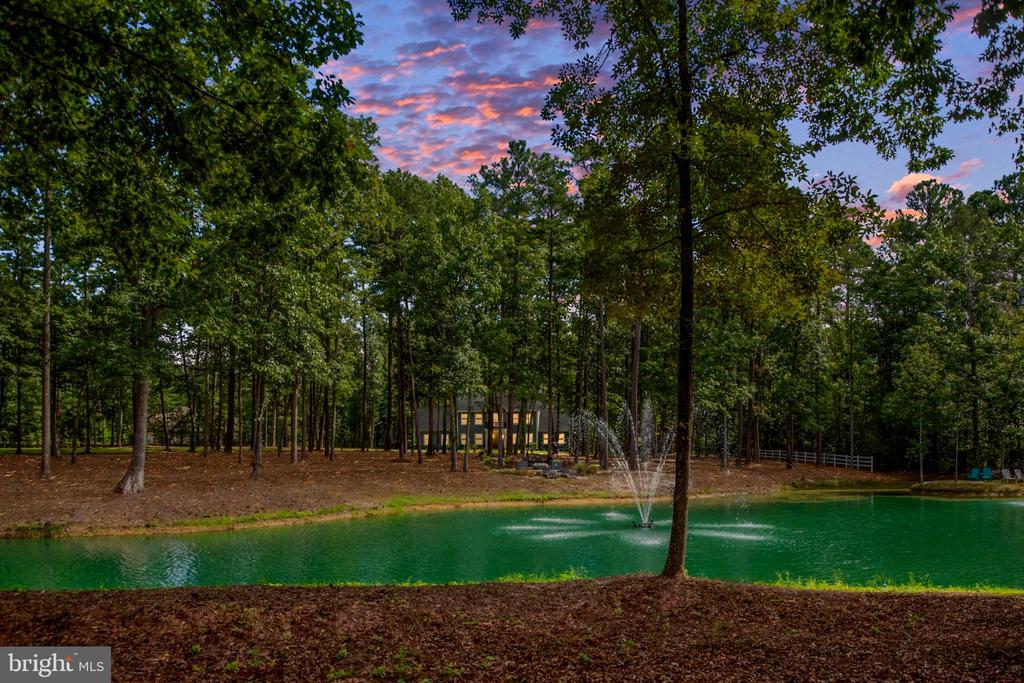 11204 HONOR BRIDGE FARM PLACE PL, SPOTSYLVANIA, Virginia 22551, 5 Bedrooms Bedrooms, ,3 BathroomsBathrooms,Residential,11204 HONOR BRIDGE FARM PLACE PL,VASP2039750 MLS # VASP2039750