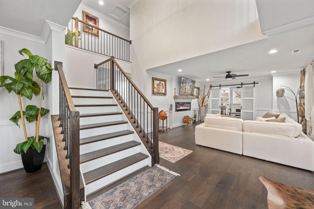 11204 HONOR BRIDGE FARM PLACE PL, SPOTSYLVANIA, Virginia 22551, 5 Bedrooms Bedrooms, ,3 BathroomsBathrooms,Residential,11204 HONOR BRIDGE FARM PLACE PL,VASP2039750 MLS # VASP2039750