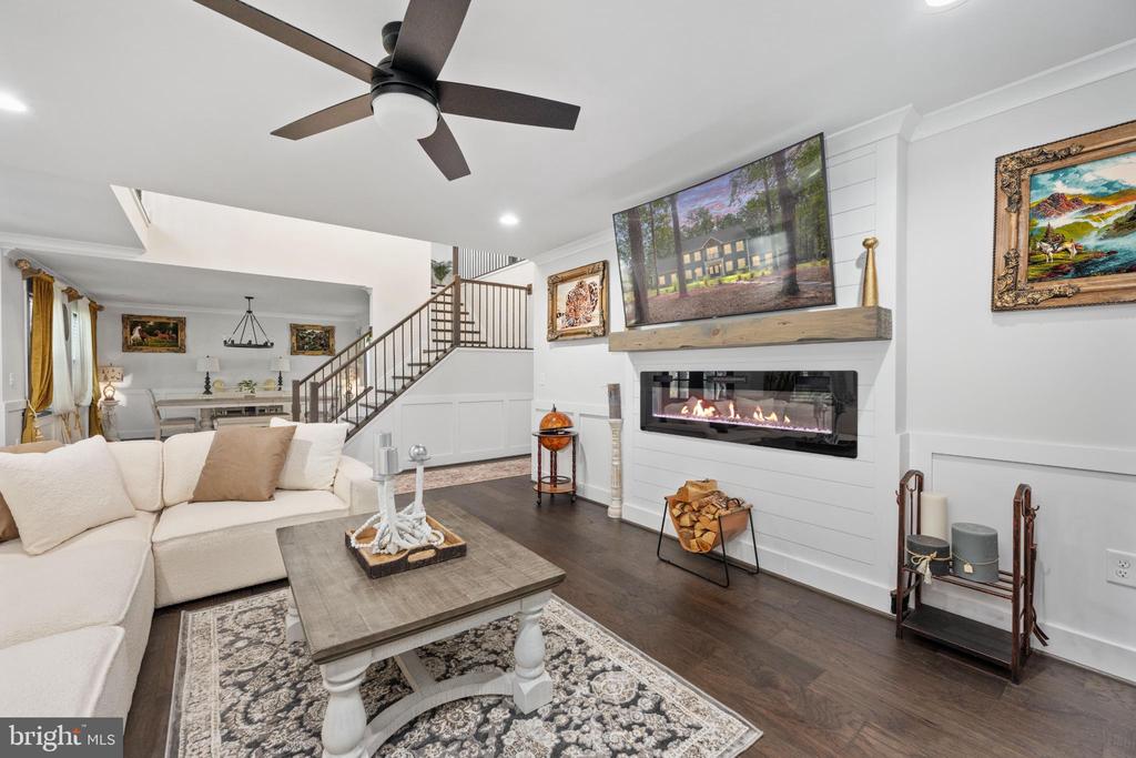 11204 HONOR BRIDGE FARM PLACE PL, SPOTSYLVANIA, Virginia 22551, 5 Bedrooms Bedrooms, ,3 BathroomsBathrooms,Residential,11204 HONOR BRIDGE FARM PLACE PL,VASP2039750 MLS # VASP2039750