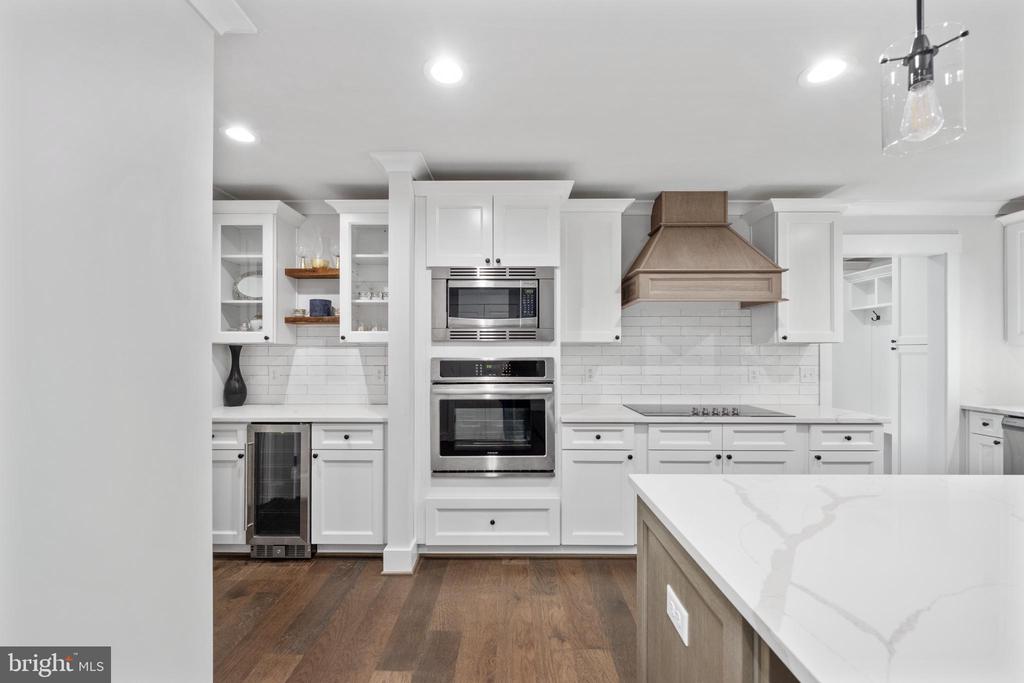 11204 HONOR BRIDGE FARM PLACE PL, SPOTSYLVANIA, Virginia 22551, 5 Bedrooms Bedrooms, ,3 BathroomsBathrooms,Residential,11204 HONOR BRIDGE FARM PLACE PL,VASP2039750 MLS # VASP2039750