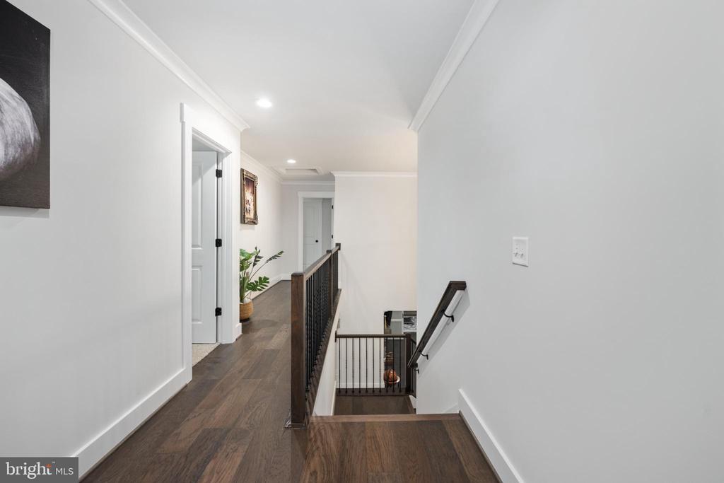 11204 HONOR BRIDGE FARM PLACE PL, SPOTSYLVANIA, Virginia 22551, 5 Bedrooms Bedrooms, ,3 BathroomsBathrooms,Residential,11204 HONOR BRIDGE FARM PLACE PL,VASP2039750 MLS # VASP2039750