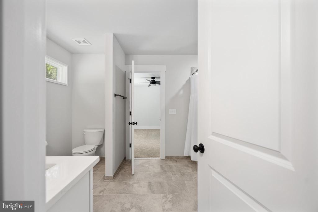 11204 HONOR BRIDGE FARM PLACE PL, SPOTSYLVANIA, Virginia 22551, 5 Bedrooms Bedrooms, ,3 BathroomsBathrooms,Residential,11204 HONOR BRIDGE FARM PLACE PL,VASP2039750 MLS # VASP2039750