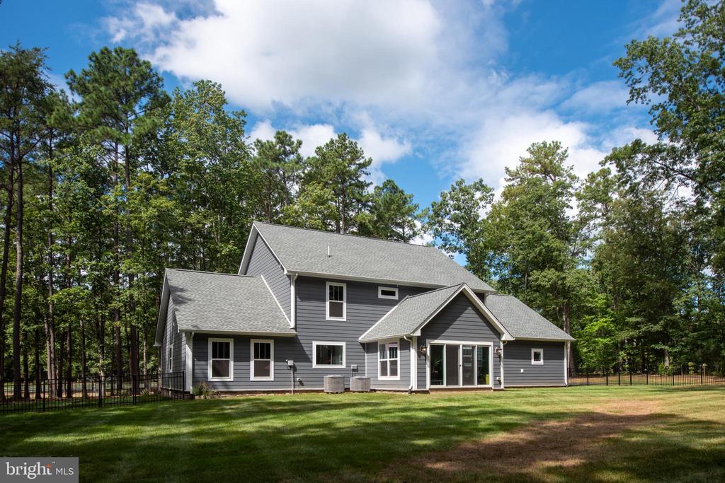 11204 HONOR BRIDGE FARM PLACE PL, SPOTSYLVANIA, Virginia 22551, 5 Bedrooms Bedrooms, ,3 BathroomsBathrooms,Residential,11204 HONOR BRIDGE FARM PLACE PL,VASP2039750 MLS # VASP2039750