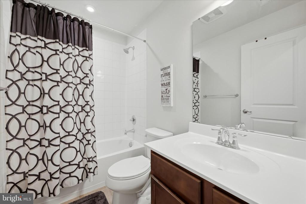 6506 CRITTENDEN LN, SPOTSYLVANIA, Virginia 22553, 3 Bedrooms Bedrooms, ,2 BathroomsBathrooms,Residential,6506 CRITTENDEN LN,VASP2040364 MLS # VASP2040364