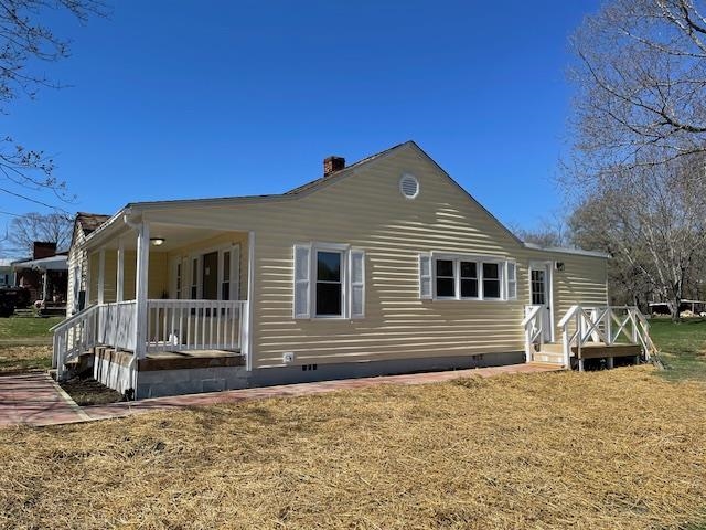 336 W RAILROAD AVE, CRAIGSVILLE, Virginia 24430, 3 Bedrooms Bedrooms, ,1 BathroomBathrooms,Residential,336 W RAILROAD AVE,675032 MLS # 675032 336 W RAILROAD AVE, CRAIGSVILLE, Virginia 24430, 3 Bedrooms Bedrooms, ,1 BathroomBathrooms,Residential,336 W RAILROAD AVE,675032 MLS # 675032