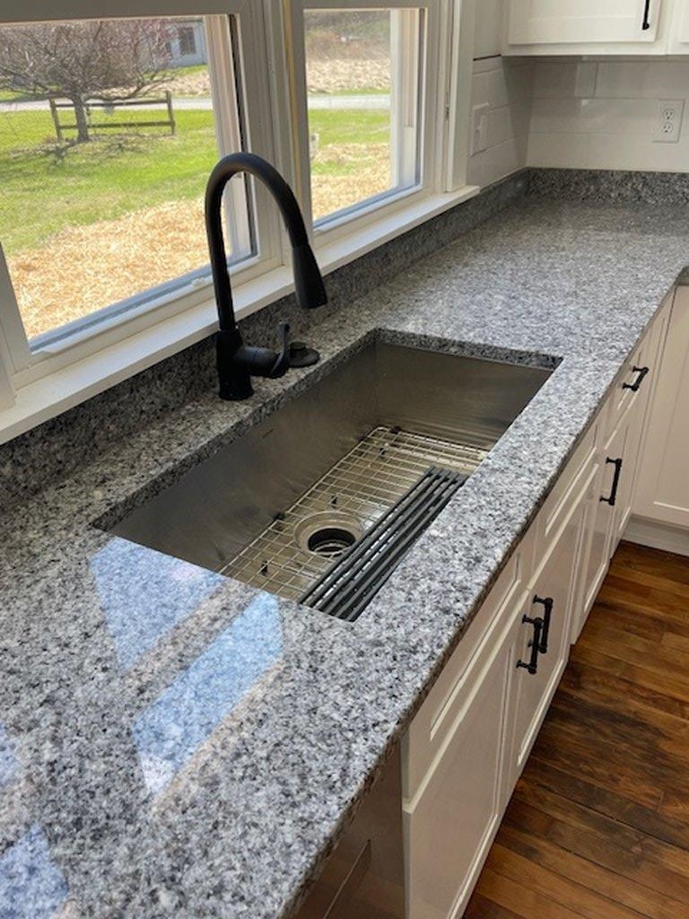 336 W RAILROAD AVE, CRAIGSVILLE, Virginia 24430, 3 Bedrooms Bedrooms, ,1 BathroomBathrooms,Residential,336 W RAILROAD AVE,675032 MLS # 675032 336 W RAILROAD AVE, CRAIGSVILLE, Virginia 24430, 3 Bedrooms Bedrooms, ,1 BathroomBathrooms,Residential,336 W RAILROAD AVE,675032 MLS # 675032