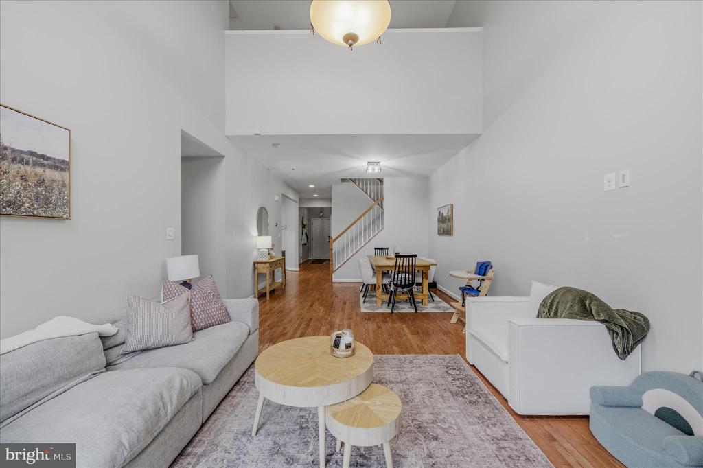 220 W RIDGE CT, WARRENTON, Virginia 20186, 4 Bedrooms Bedrooms, ,3 BathroomsBathrooms,Residential,220 W RIDGE CT,VAFQ2021028 MLS # VAFQ2021028 220 W RIDGE CT, WARRENTON, Virginia 20186, 4 Bedrooms Bedrooms, ,3 BathroomsBathrooms,Residential,220 W RIDGE CT,VAFQ2021028 MLS # VAFQ2021028