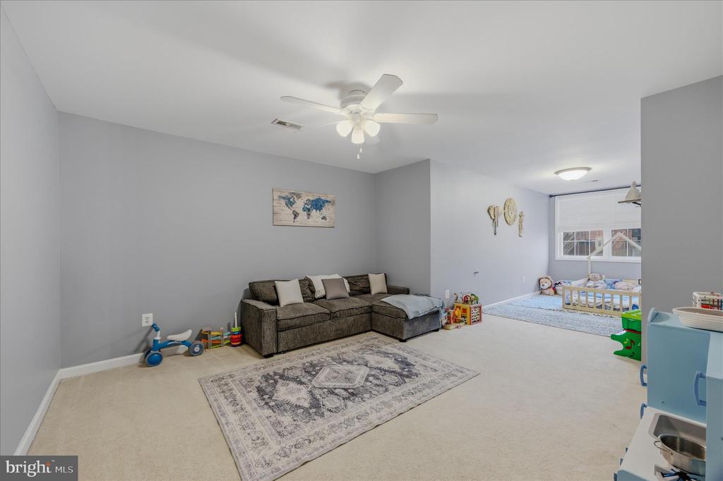 220 W RIDGE CT, WARRENTON, Virginia 20186, 4 Bedrooms Bedrooms, ,3 BathroomsBathrooms,Residential,220 W RIDGE CT,VAFQ2021028 MLS # VAFQ2021028 220 W RIDGE CT, WARRENTON, Virginia 20186, 4 Bedrooms Bedrooms, ,3 BathroomsBathrooms,Residential,220 W RIDGE CT,VAFQ2021028 MLS # VAFQ2021028