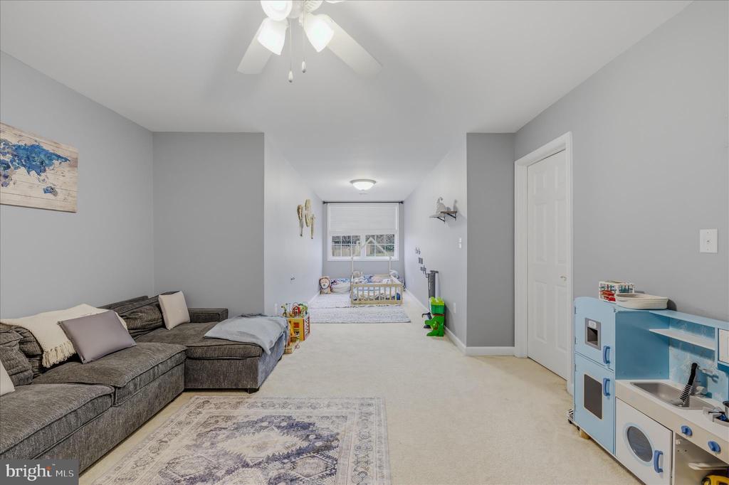 220 W RIDGE CT, WARRENTON, Virginia 20186, 4 Bedrooms Bedrooms, ,3 BathroomsBathrooms,Residential,220 W RIDGE CT,VAFQ2021028 MLS # VAFQ2021028 220 W RIDGE CT, WARRENTON, Virginia 20186, 4 Bedrooms Bedrooms, ,3 BathroomsBathrooms,Residential,220 W RIDGE CT,VAFQ2021028 MLS # VAFQ2021028