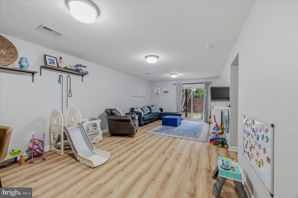 220 W RIDGE CT, WARRENTON, Virginia 20186, 4 Bedrooms Bedrooms, ,3 BathroomsBathrooms,Residential,220 W RIDGE CT,VAFQ2021028 MLS # VAFQ2021028 220 W RIDGE CT, WARRENTON, Virginia 20186, 4 Bedrooms Bedrooms, ,3 BathroomsBathrooms,Residential,220 W RIDGE CT,VAFQ2021028 MLS # VAFQ2021028