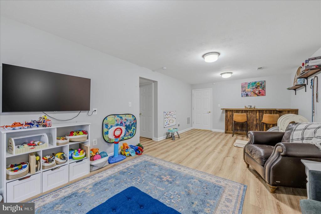 220 W RIDGE CT, WARRENTON, Virginia 20186, 4 Bedrooms Bedrooms, ,3 BathroomsBathrooms,Residential,220 W RIDGE CT,VAFQ2021028 MLS # VAFQ2021028 220 W RIDGE CT, WARRENTON, Virginia 20186, 4 Bedrooms Bedrooms, ,3 BathroomsBathrooms,Residential,220 W RIDGE CT,VAFQ2021028 MLS # VAFQ2021028