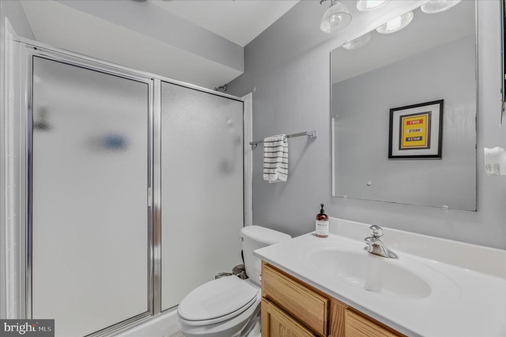 220 W RIDGE CT, WARRENTON, Virginia 20186, 4 Bedrooms Bedrooms, ,3 BathroomsBathrooms,Residential,220 W RIDGE CT,VAFQ2021028 MLS # VAFQ2021028 220 W RIDGE CT, WARRENTON, Virginia 20186, 4 Bedrooms Bedrooms, ,3 BathroomsBathrooms,Residential,220 W RIDGE CT,VAFQ2021028 MLS # VAFQ2021028