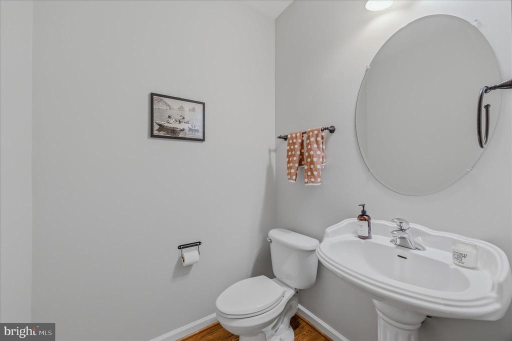 220 W RIDGE CT, WARRENTON, Virginia 20186, 4 Bedrooms Bedrooms, ,3 BathroomsBathrooms,Residential,220 W RIDGE CT,VAFQ2021028 MLS # VAFQ2021028 220 W RIDGE CT, WARRENTON, Virginia 20186, 4 Bedrooms Bedrooms, ,3 BathroomsBathrooms,Residential,220 W RIDGE CT,VAFQ2021028 MLS # VAFQ2021028