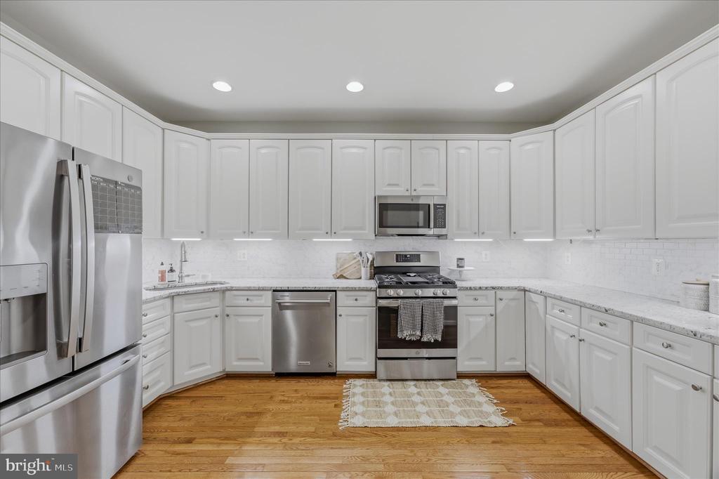 220 W RIDGE CT, WARRENTON, Virginia 20186, 4 Bedrooms Bedrooms, ,3 BathroomsBathrooms,Residential,220 W RIDGE CT,VAFQ2021028 MLS # VAFQ2021028 220 W RIDGE CT, WARRENTON, Virginia 20186, 4 Bedrooms Bedrooms, ,3 BathroomsBathrooms,Residential,220 W RIDGE CT,VAFQ2021028 MLS # VAFQ2021028